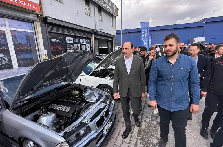 Başkan Altay Sanayide Gençlerle Buluştu: “Üreten İnsan Her Zaman Kıymetli”