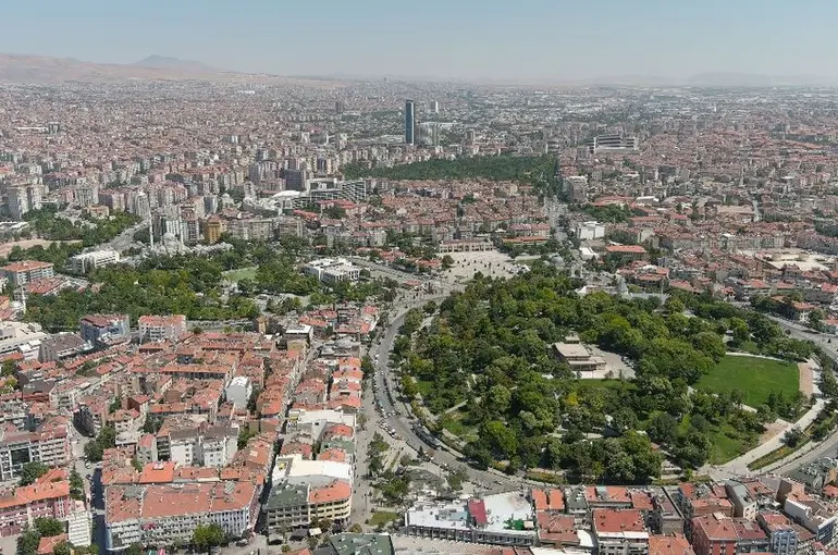 Başkan Altay: “Şehir Merkezinde 1.653 Ailemizin Evinde Doğalgaz Dönüşümü Yaptık”