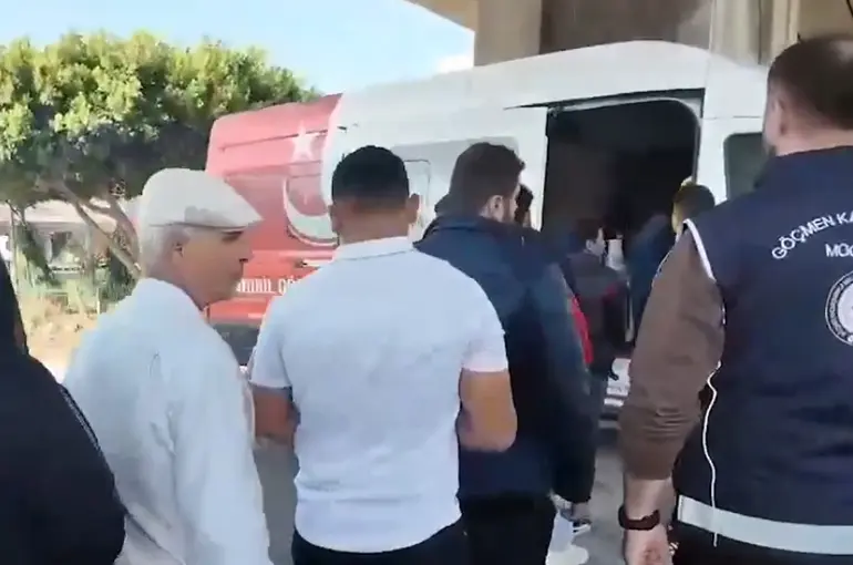 Göçmen Kaçakçılarına “KALKAN-30” Operasyonu!