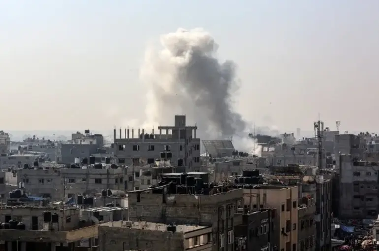 Hamas 5 günlük ateşkes talep etti!70 rehineyi bırakacağını söyledi