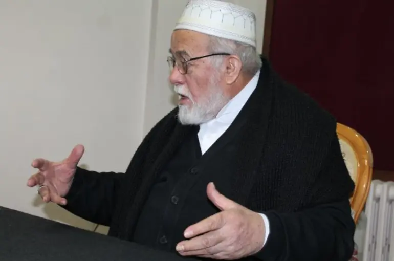 Hayra Hizmet Vakfı kurucusu Hafız Hasan Hüseyin Varol Hoca vefat etti