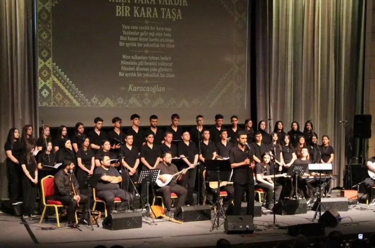Hekimoğlu MTAL Öğrencilerinden “Bir Nefes İnsan” Konseriyle Unutulmaz Gece