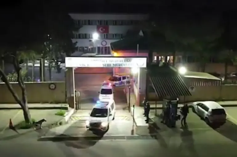 İçişleri Bakanı Yerlikaya : 9 ilde 'Sibergöz-18' operasyonu gerçekleşti 28 şüpheli yakalandı