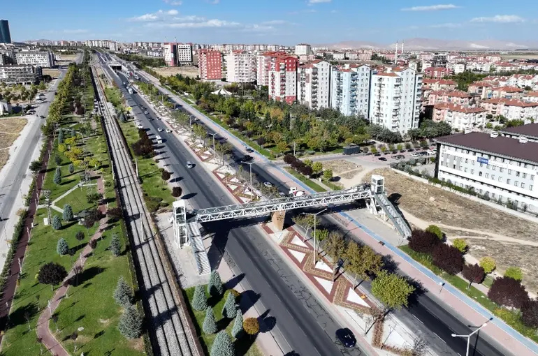 İstanbul Yolu’na Kurakçıl Peyzaj Düzenlemesi! Konya'da Su ve Enerji Tasarrufu Sağlanacak!