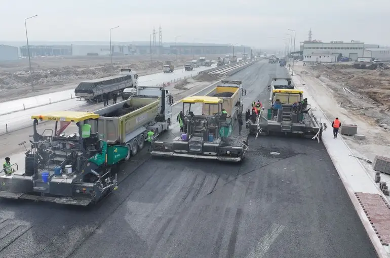 Konya Aslım Caddesi Tramvay Hattında Hızlandırılmış Asfalt Mesaisi!
