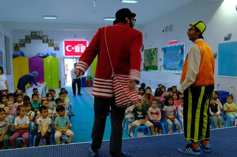 Konya Büyükşehir Çat Kapı Tiyatro ile 42 Bin Öğrenciye Ulaşacak