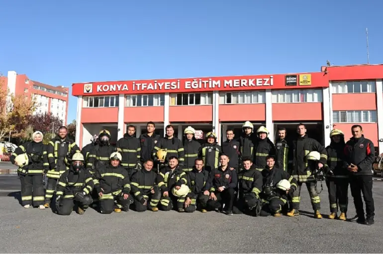 Konya Büyükşehir’in “Gönüllü İtfaiyecilik Projesi” Örnek Oluyor!