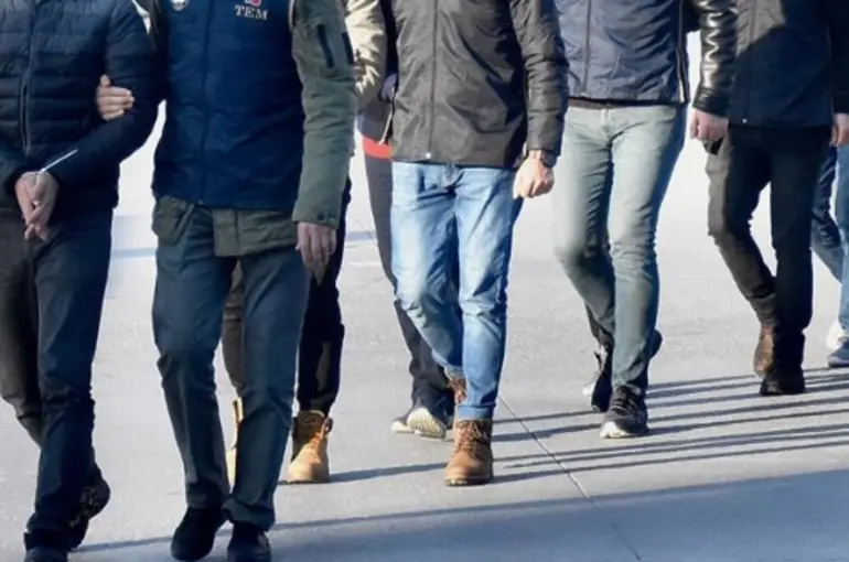 Konya merkezli 7 ilde FETÖ operasyonu