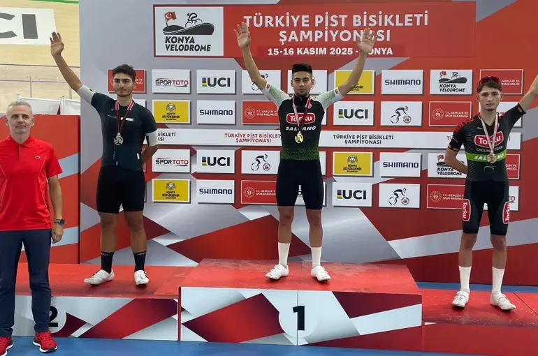 Konya Veledromu’nda Torku Şeker Spor Fırtınası: Pistte Madalya Yağmuru