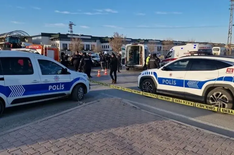 Konya’da TIR ile Polis Aracı Çarpıştı: 1 Polis Şehit, 2 Polis Ağır Yaralı!