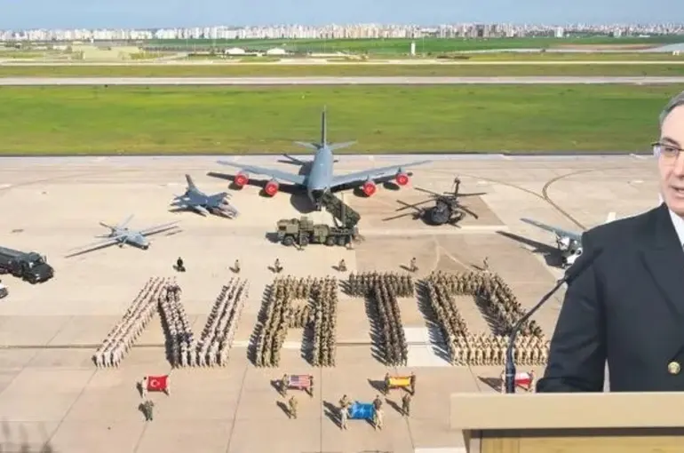 MSB Duyurdu: İncirlik TSK’nın 10. Ana Jet Üs Komutanlığı oldu!