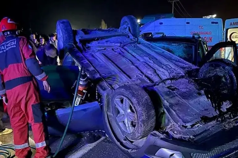Muğla’da Trafik Kazası: 2 Kişi Hayatını Kaybetti, 3 Yaralı