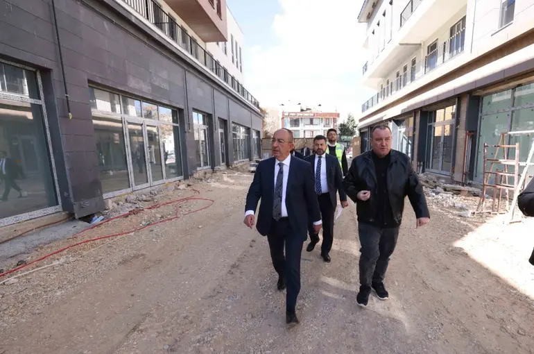 Mustafa Kavuş; “Suriçi, Konya’nın Sembollerinden Biri Olacak”