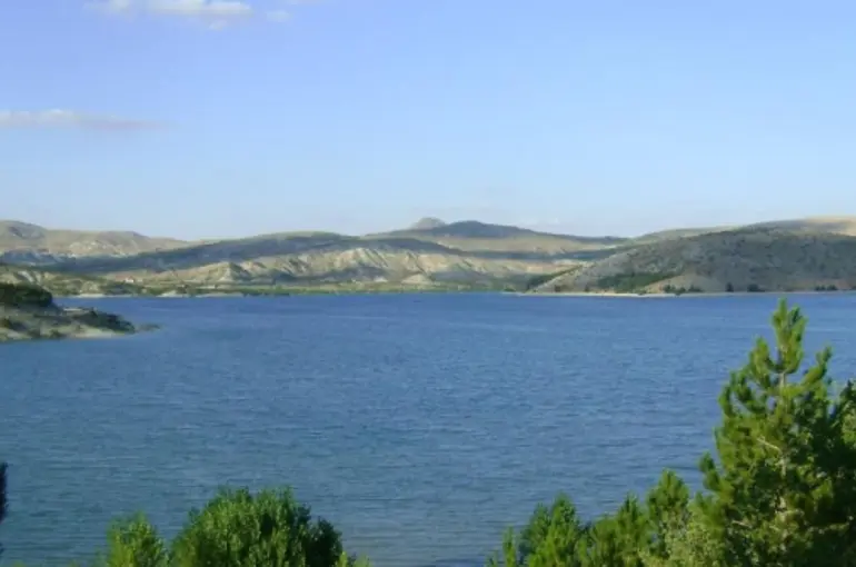 Rekor yağışlar Altınapa Barajı’nı tehlikeye soktu