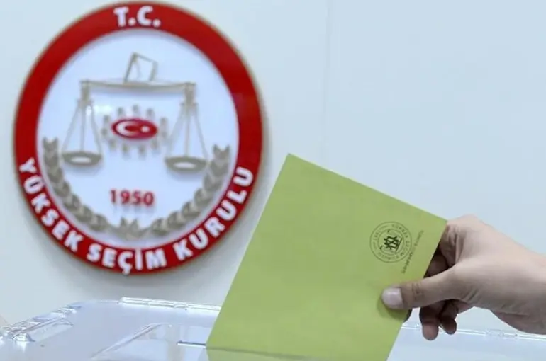 Ufukta Erken Genel Seçim mi Var?