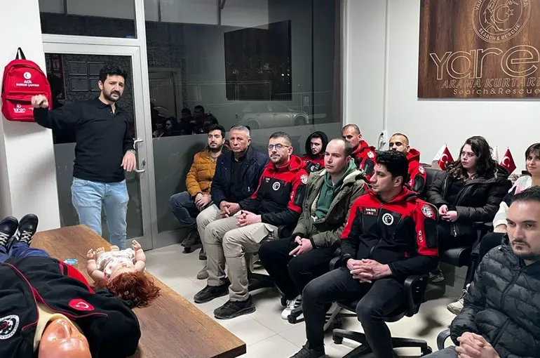 Yaren Arama Kurtarma Derneği’nden İlk Yardım Eğitimi!